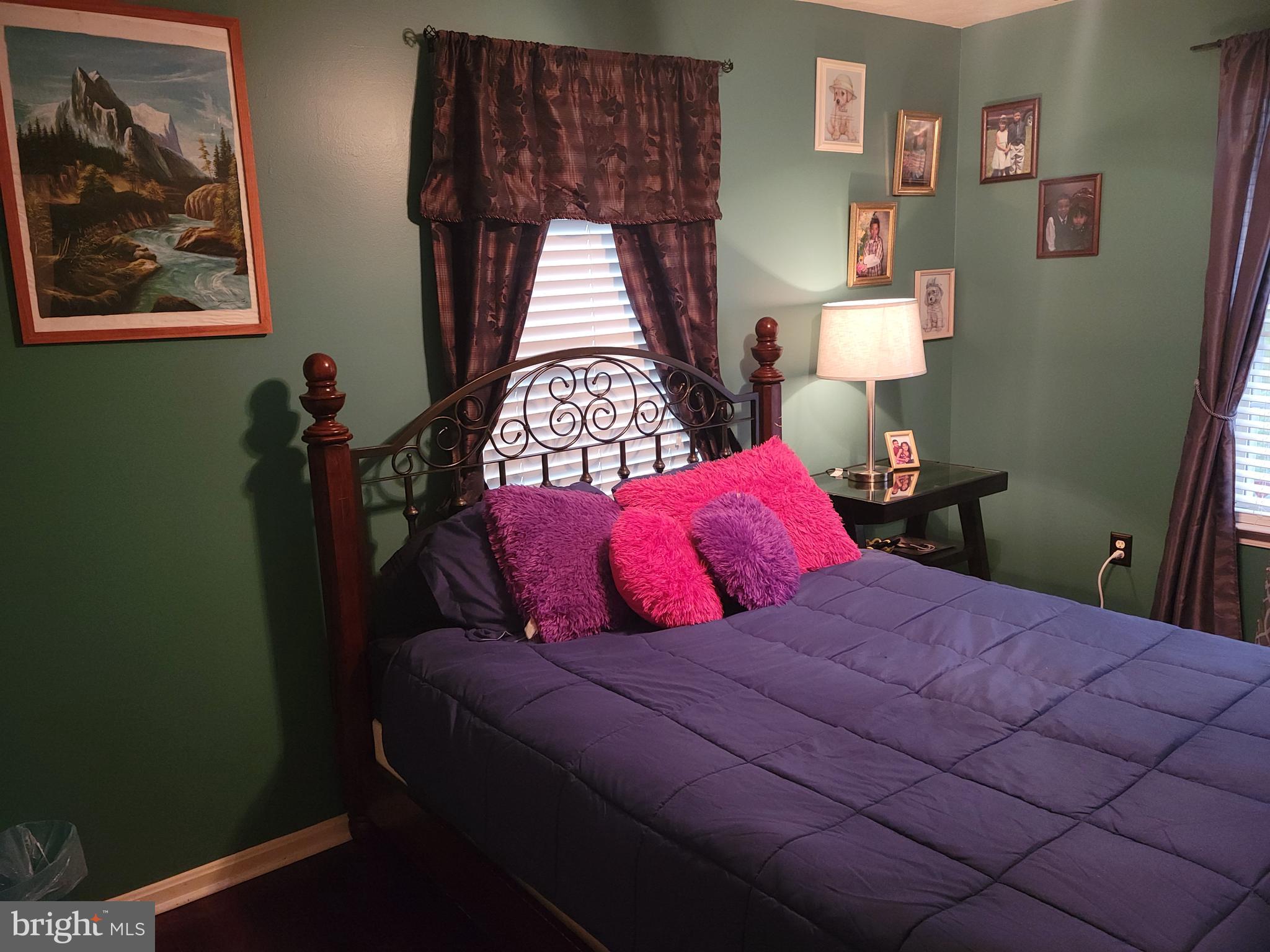 LAKE LAND OR - Residential