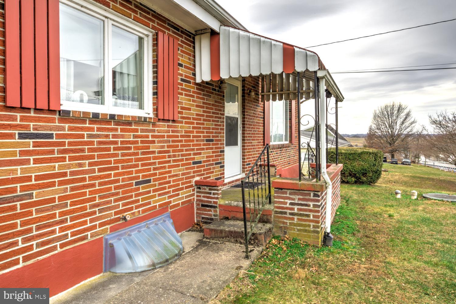 WEST EARL TWP - Residential