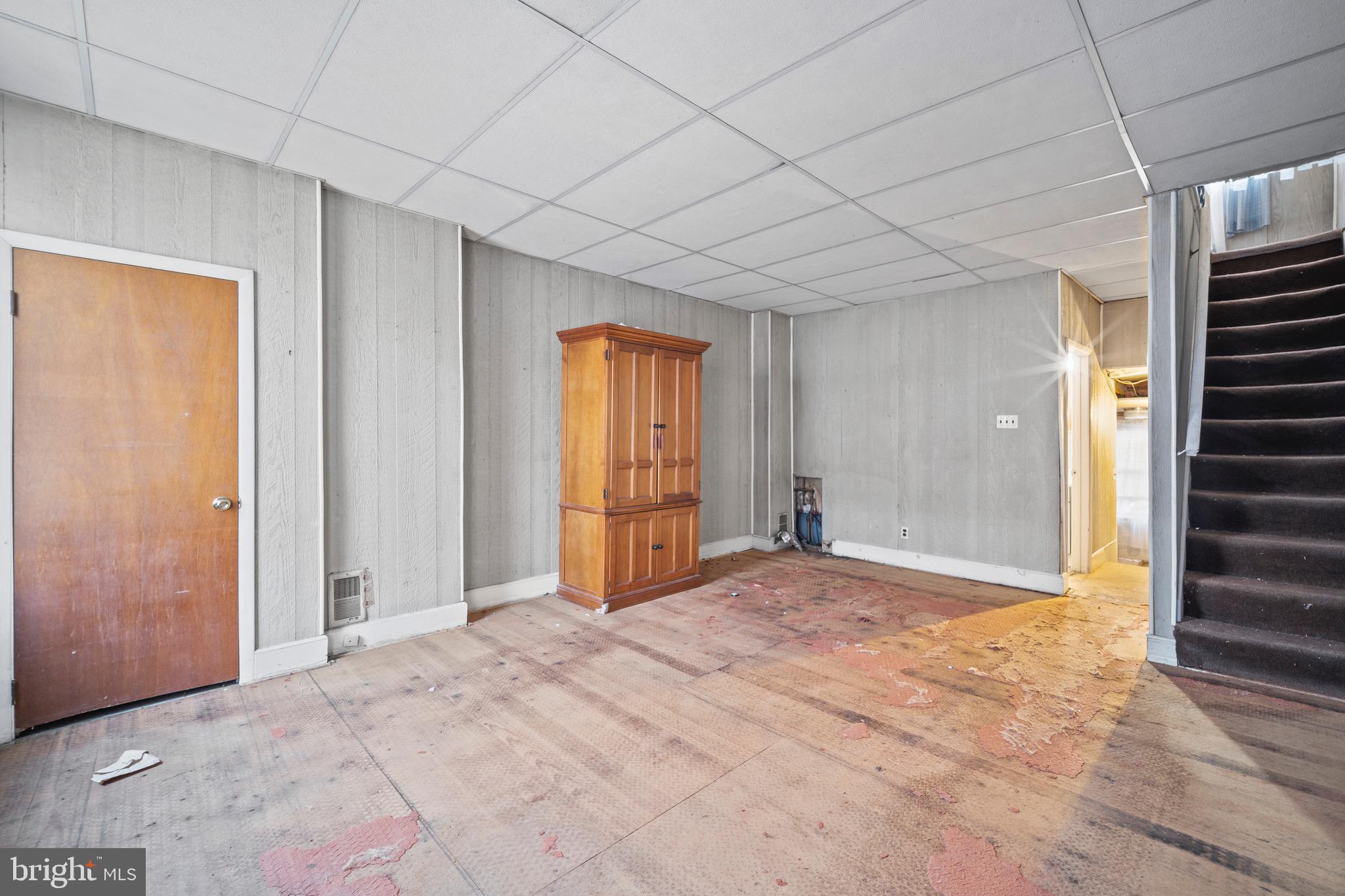 FISHTOWN - Commercial Sale