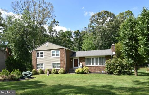 194 IRENE AVENUE PASADENA MD 21122