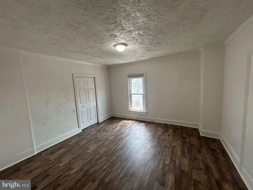 Newly remodeled unit with all new appliances bathroom, floors, and painting through the unit! Second floor come check it out today!
Security deposit is 1500 and lease is month to month. 
No Smoking. $50 nonrefundable application fee required per applicant and if selected 
$50 admin fee. 615 Min. Credit Score