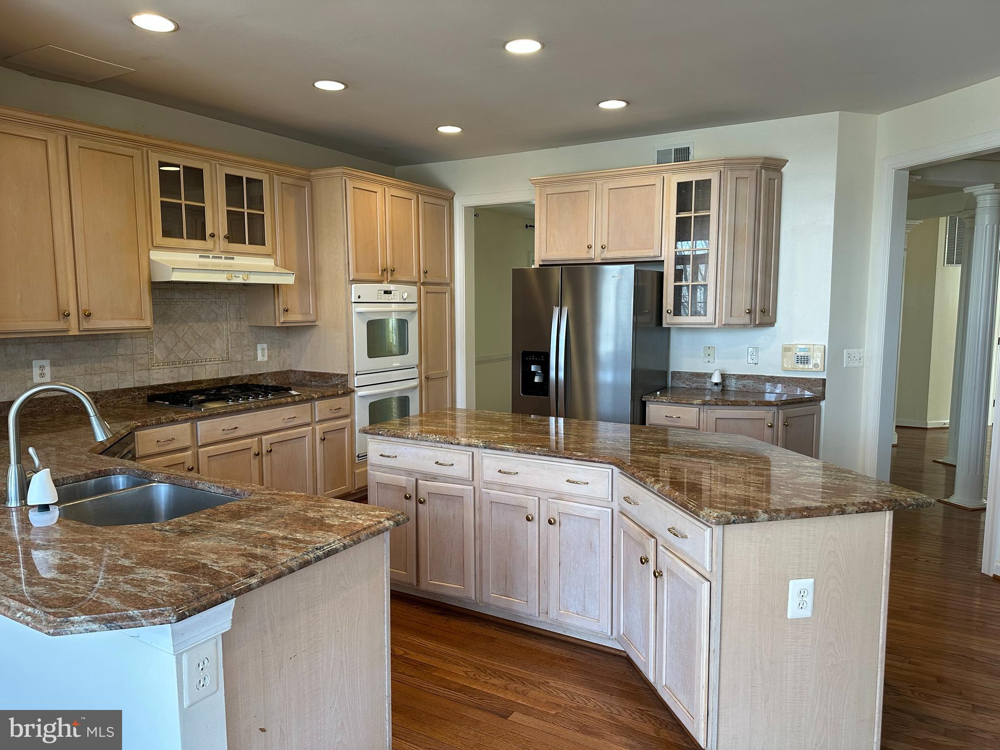 LORTON TOWN CNTR LANDBAY - Residential Lease