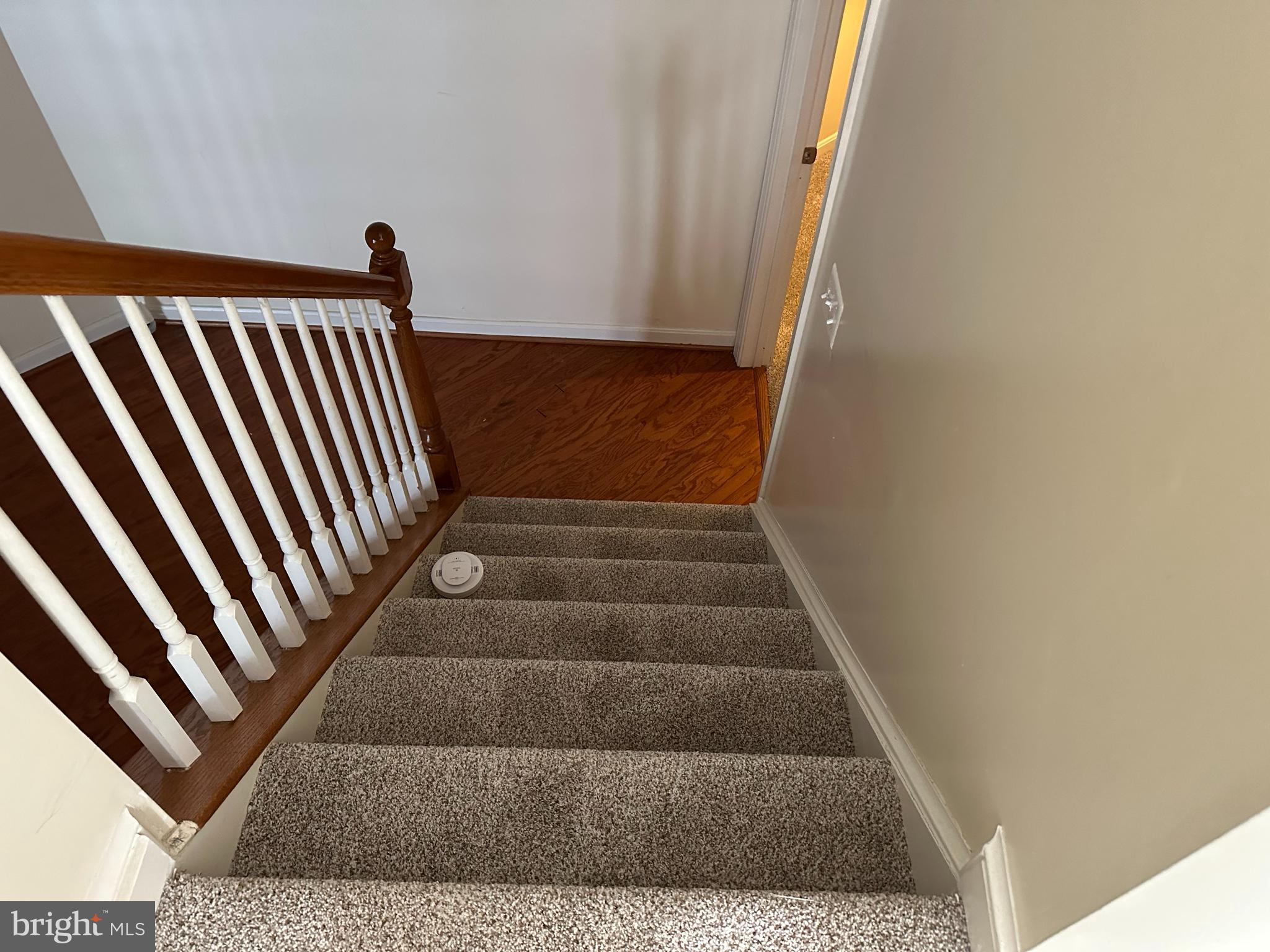 LORTON TOWN CNTR LANDBAY - Residential Lease