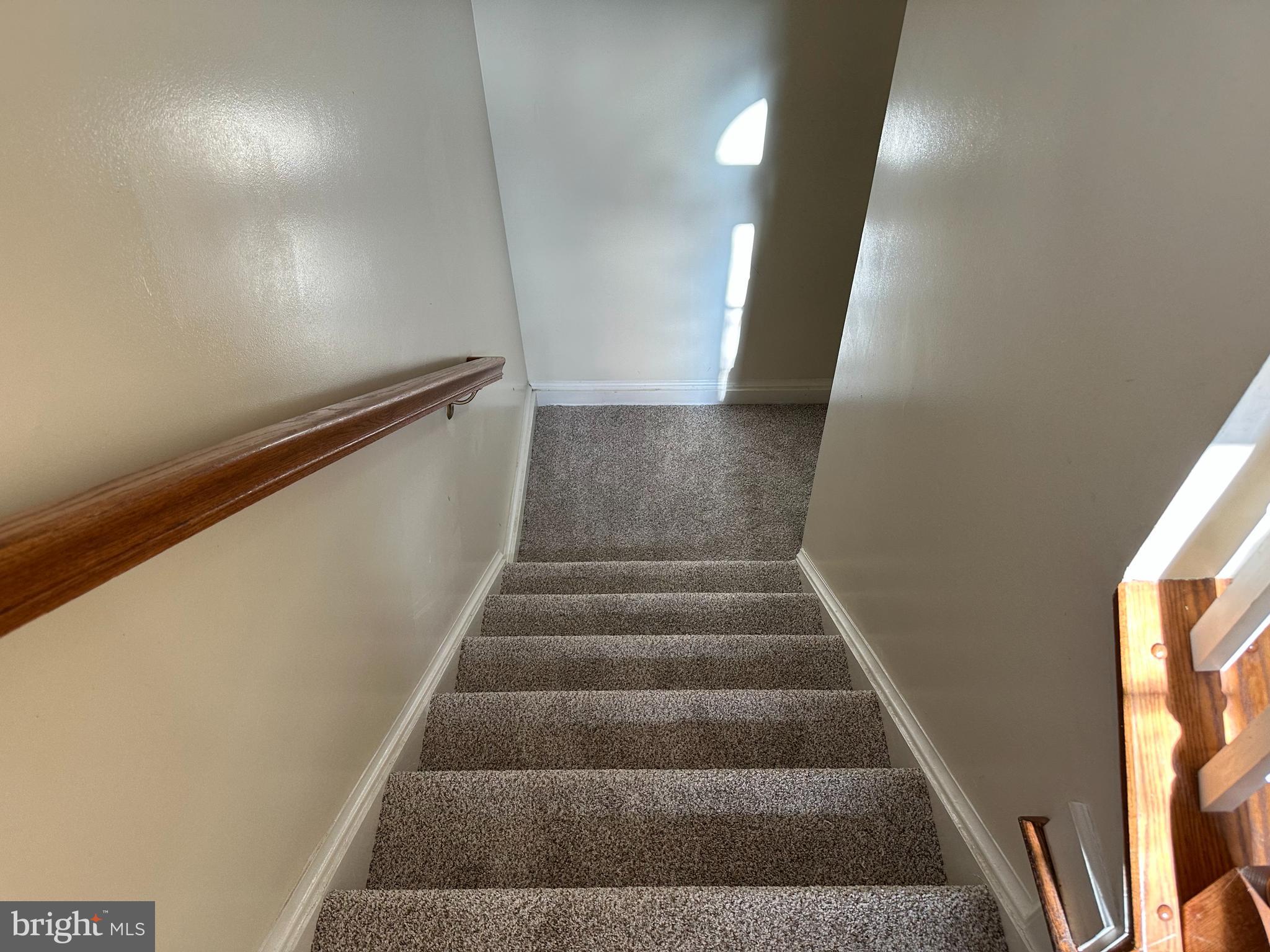 LORTON TOWN CNTR LANDBAY - Residential Lease