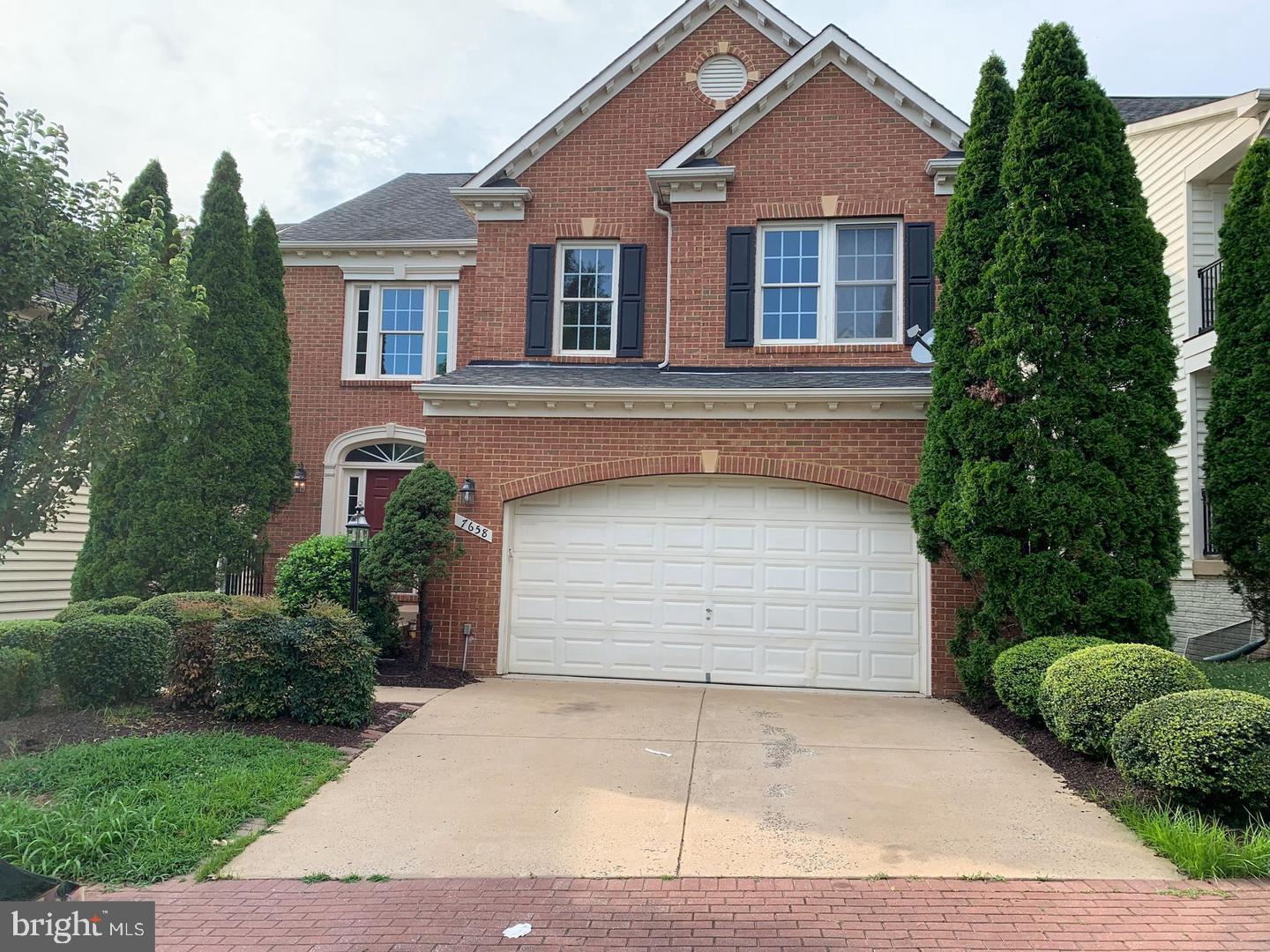 LORTON TOWN CNTR LANDBAY - Residential Lease