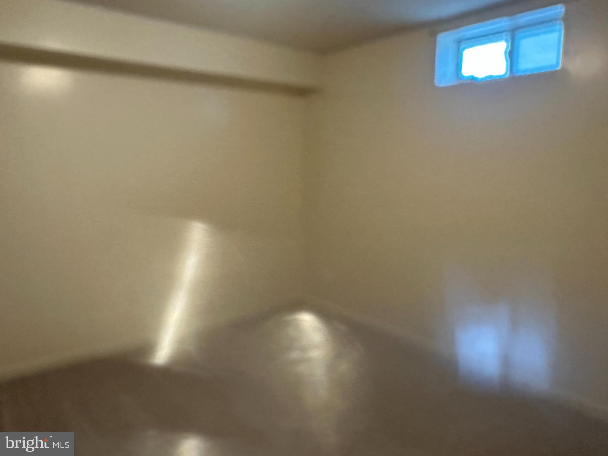 LORTON TOWN CNTR LANDBAY - Residential Lease