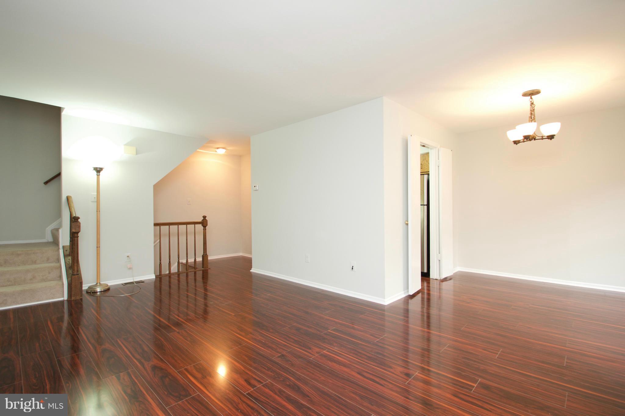 MANOR VILLAGE - Residential