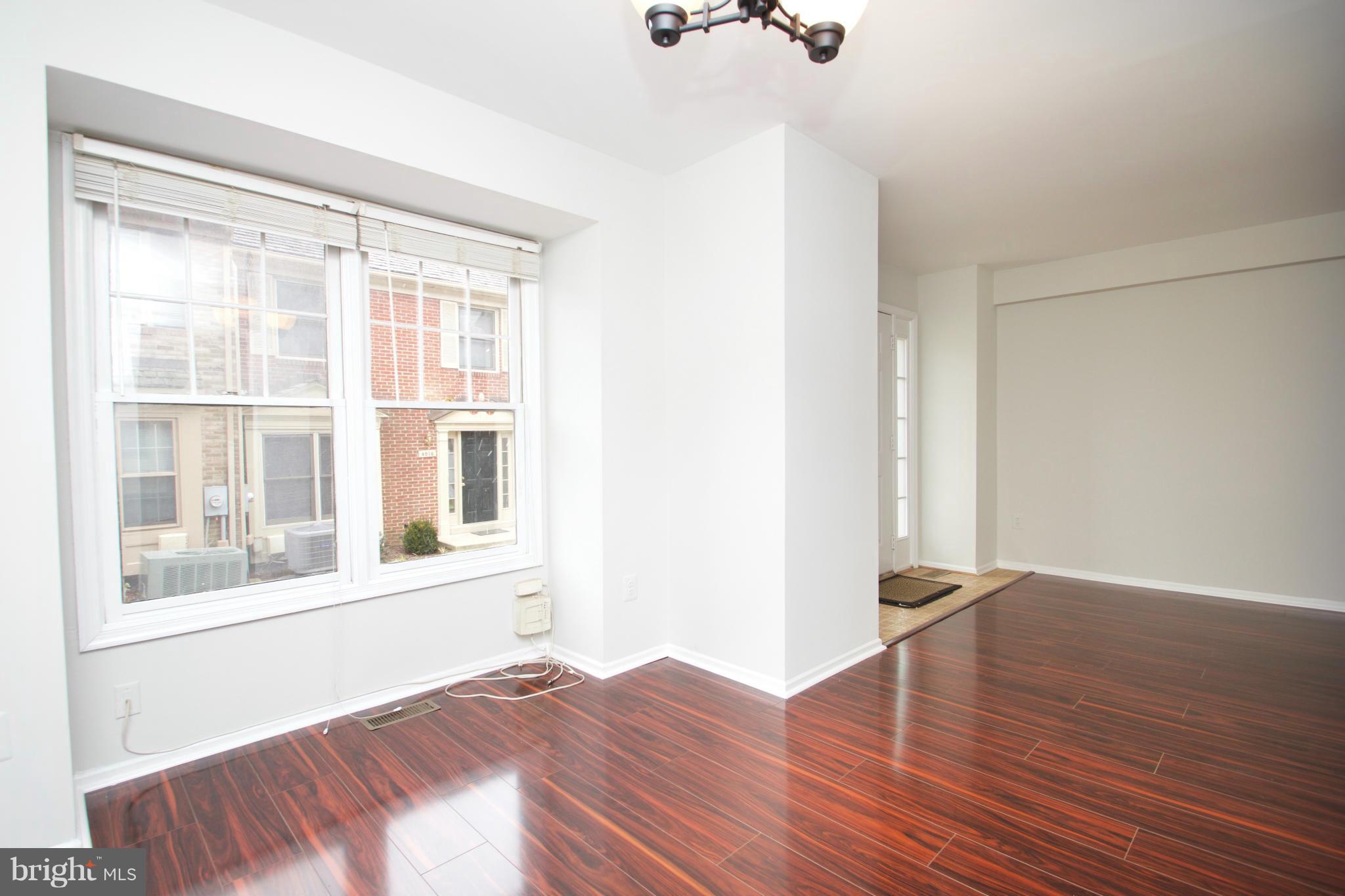 MANOR VILLAGE - Residential