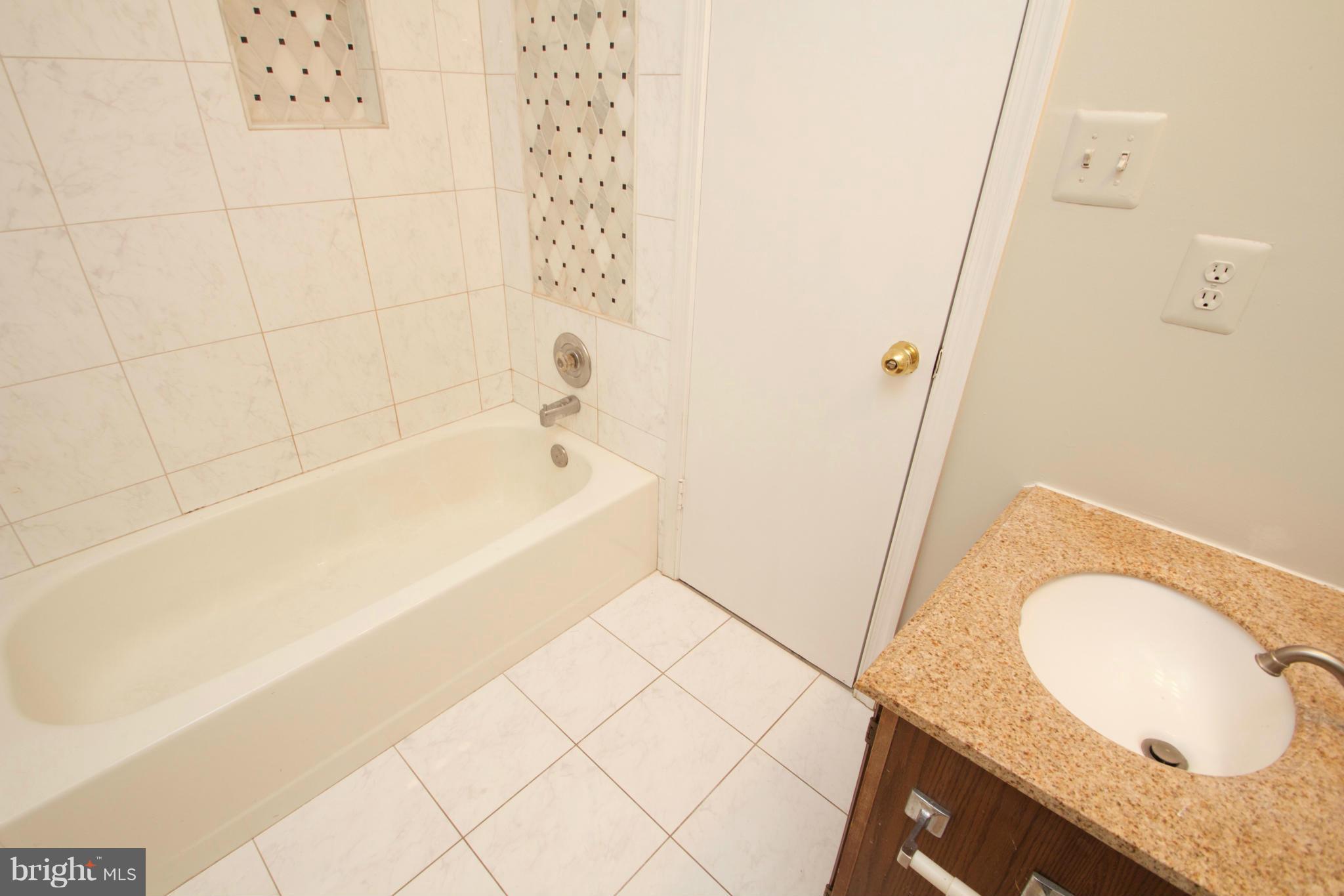 MANOR VILLAGE - Residential