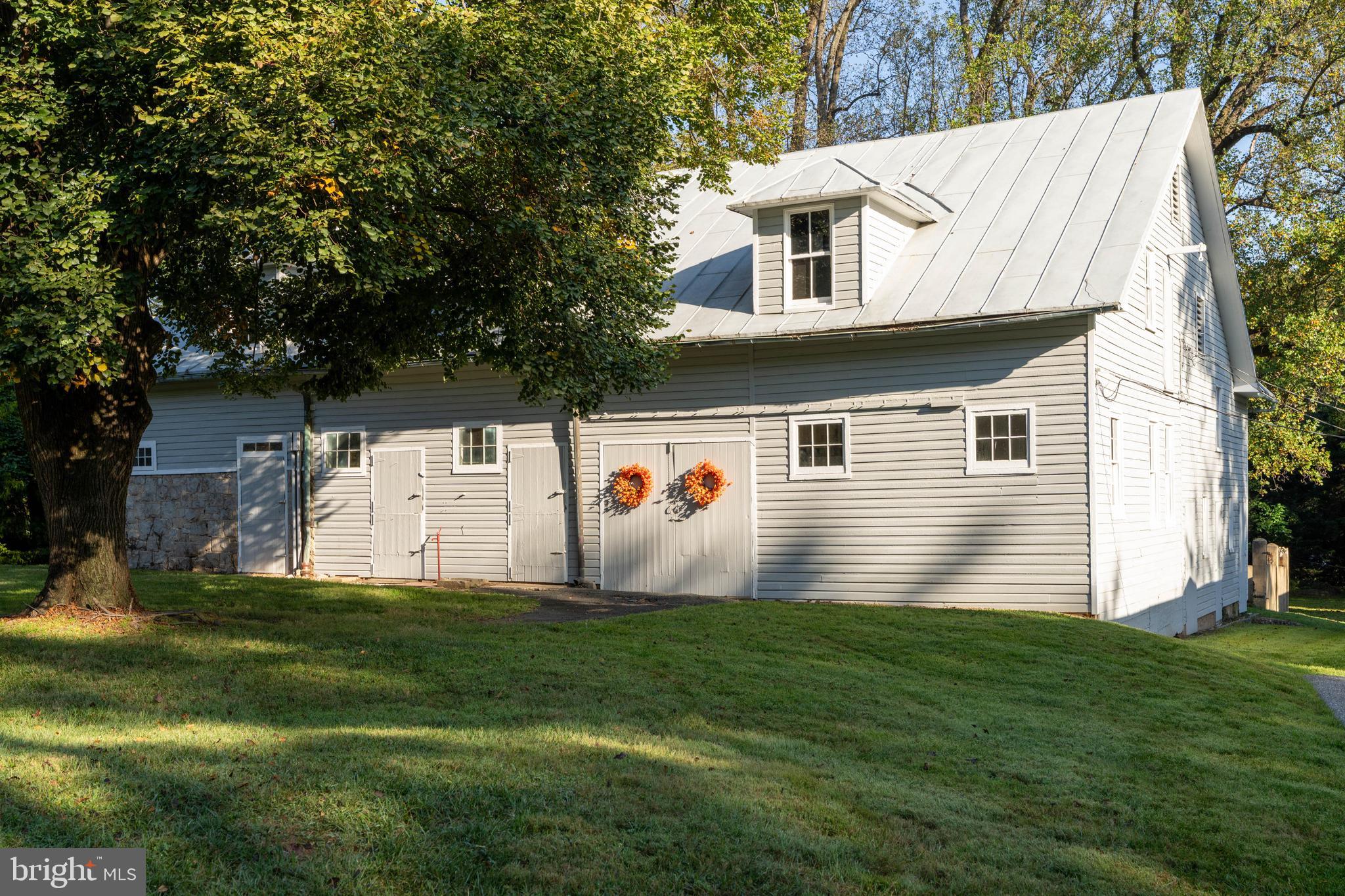 HILLSIDE@SEMINAR - Land