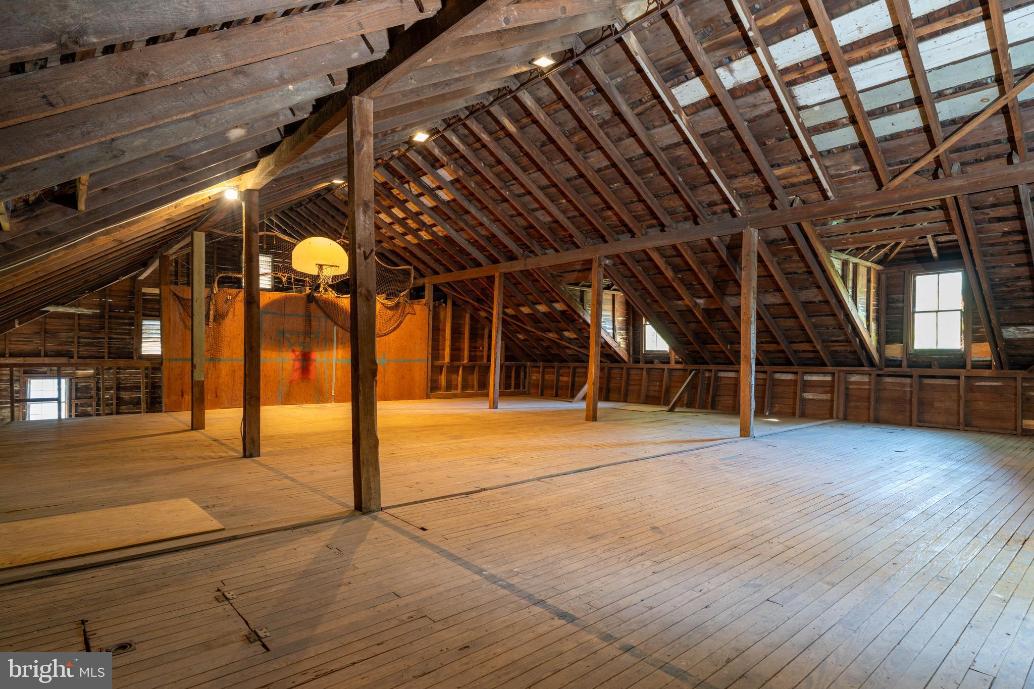 HILLSIDE@SEMINAR - Land