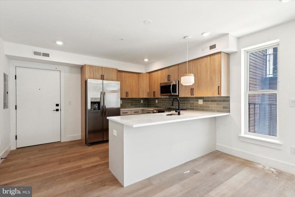 Photo of 2025 Frankford Ave #C, PHILADELPHIA, PA 19125 (MLS # PAPH2577040)