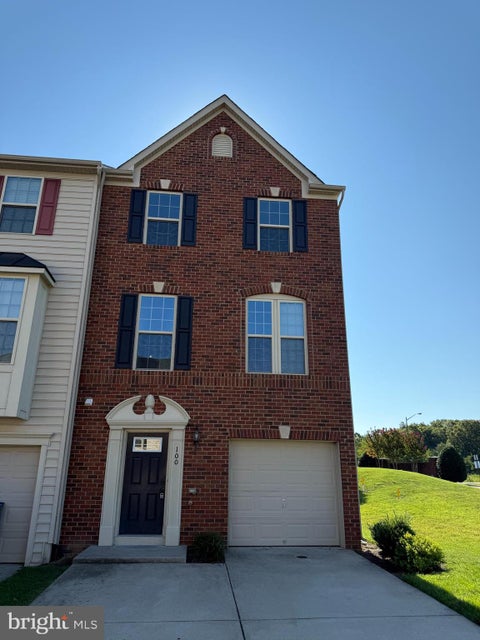 Townhouse For Rent - 100 Brenton Road #1<br/> FREDERICKSBURG, VA 22405