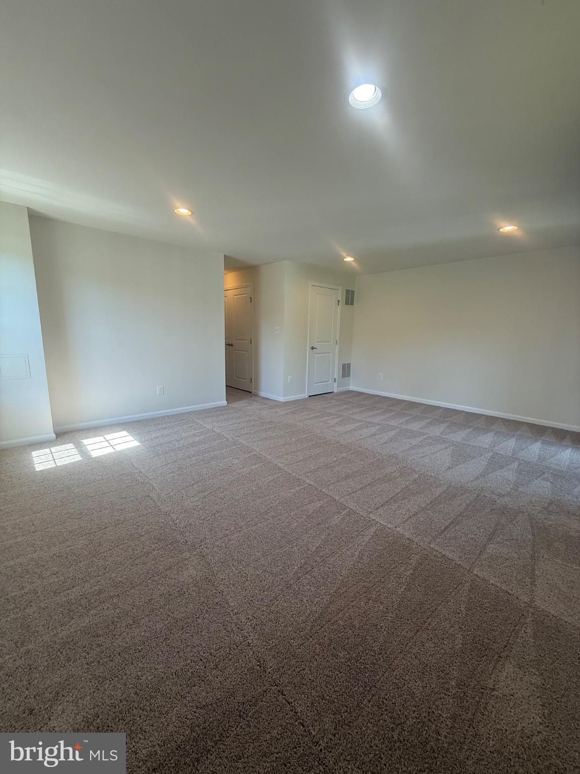 100 BRENTON ROAD 1
