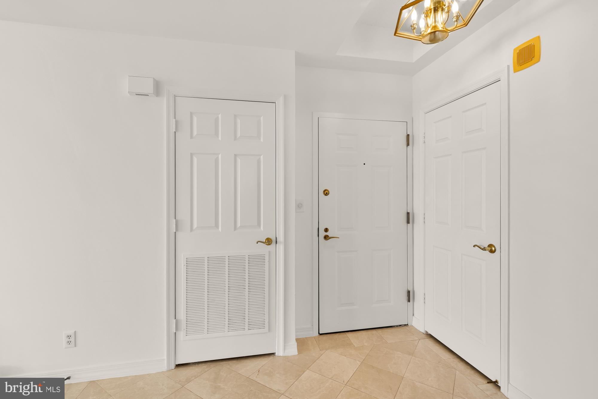 5809 NICHOLSON 1511