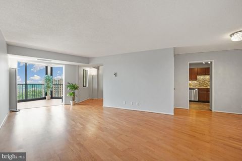 Condo For Sale - 5902 Mount Eagle Drive #1503<br/> ALEXANDRIA, VA 22303