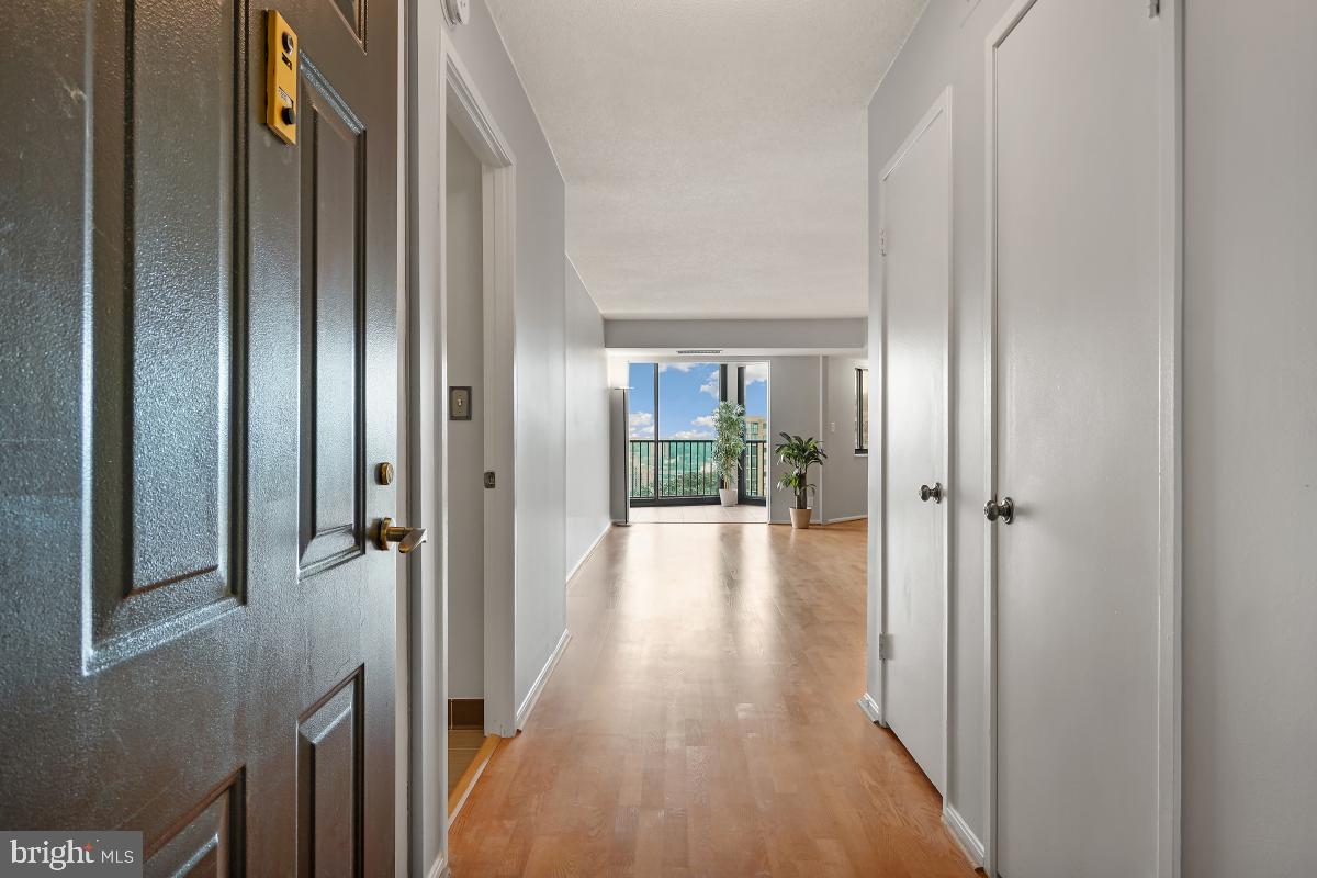 5902 MOUNT EAGLE DRIVE 1503