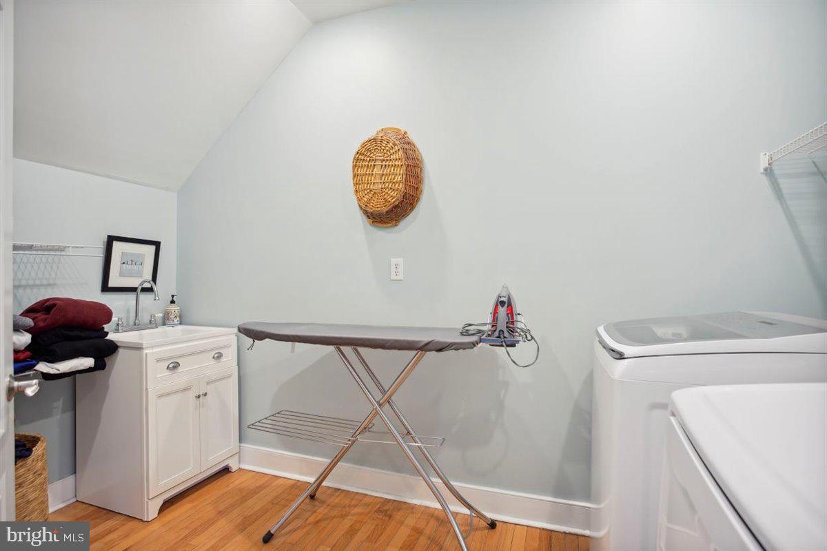 BLUE BELL - Residential