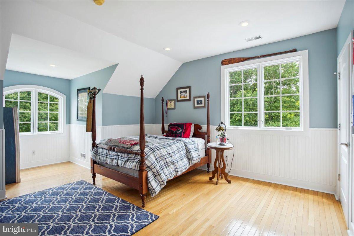 BLUE BELL - Residential