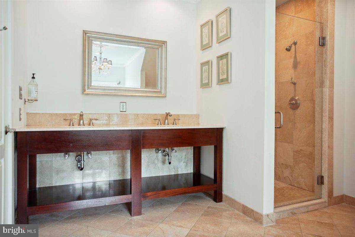 BLUE BELL - Residential