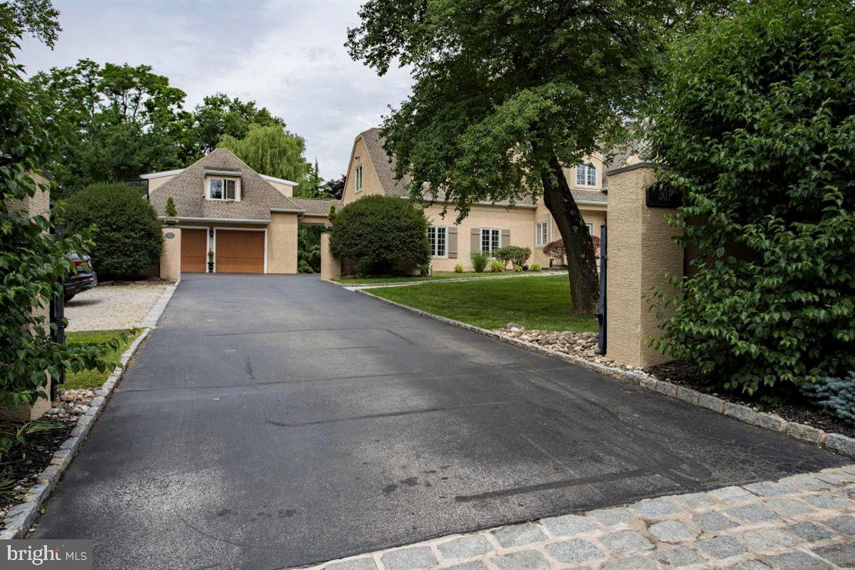 BLUE BELL - Residential