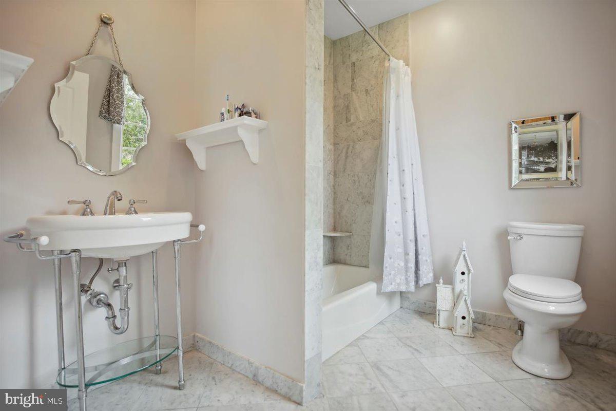 BLUE BELL - Residential