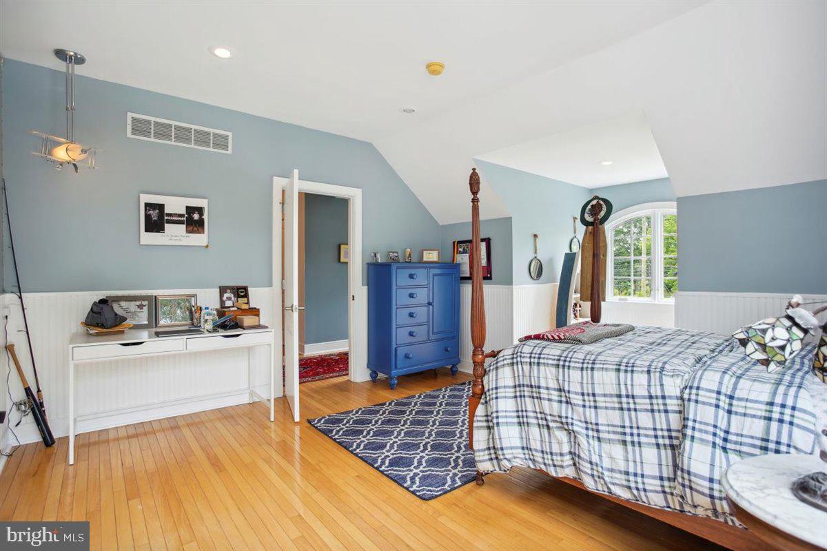 BLUE BELL - Residential