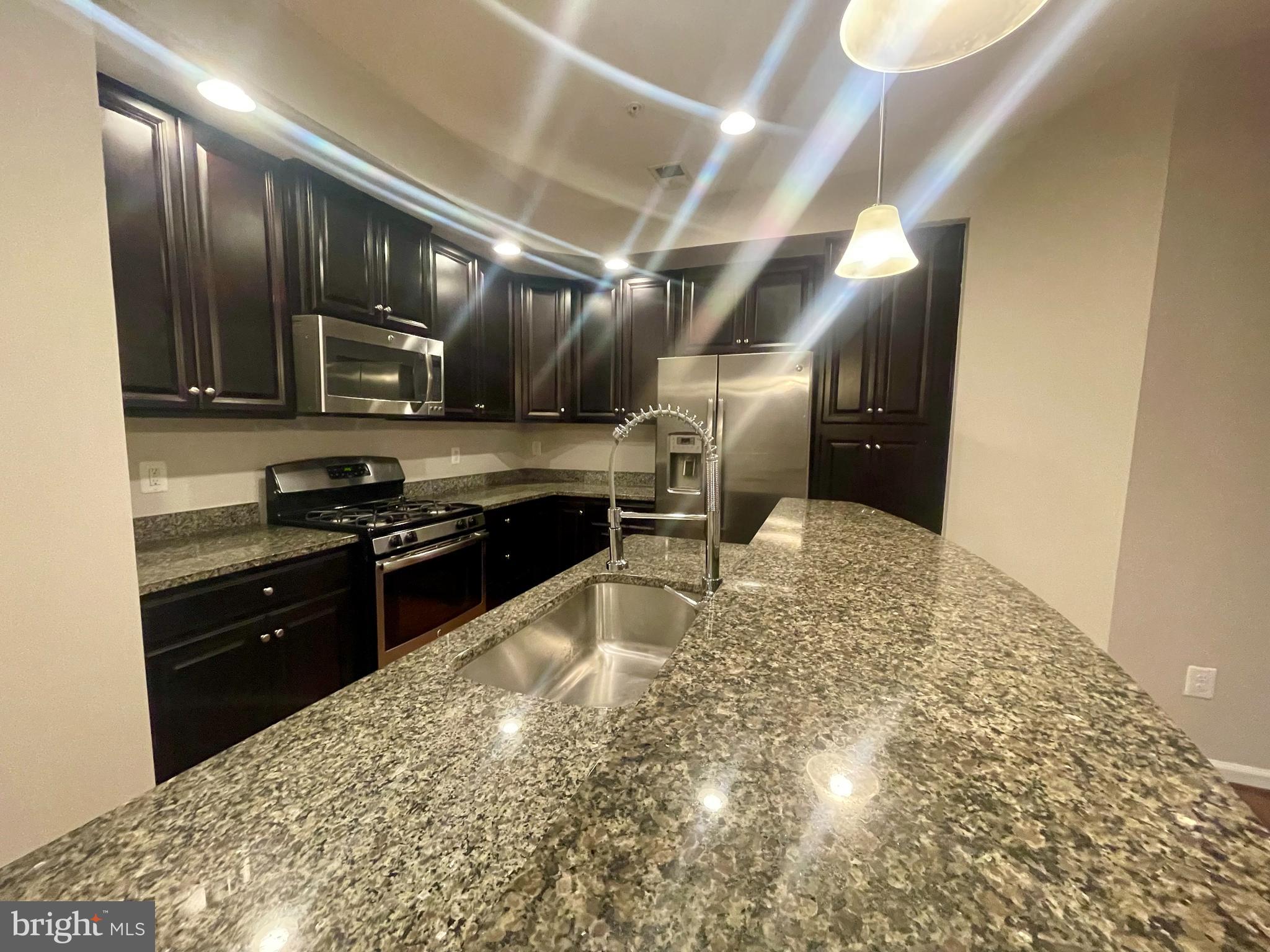 VIRGINIA MANOR CONDOMINIUM - Residential