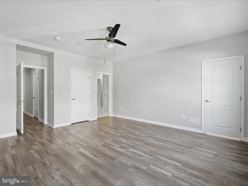 VIRGINIA MANOR CONDOMINIUM - Residential