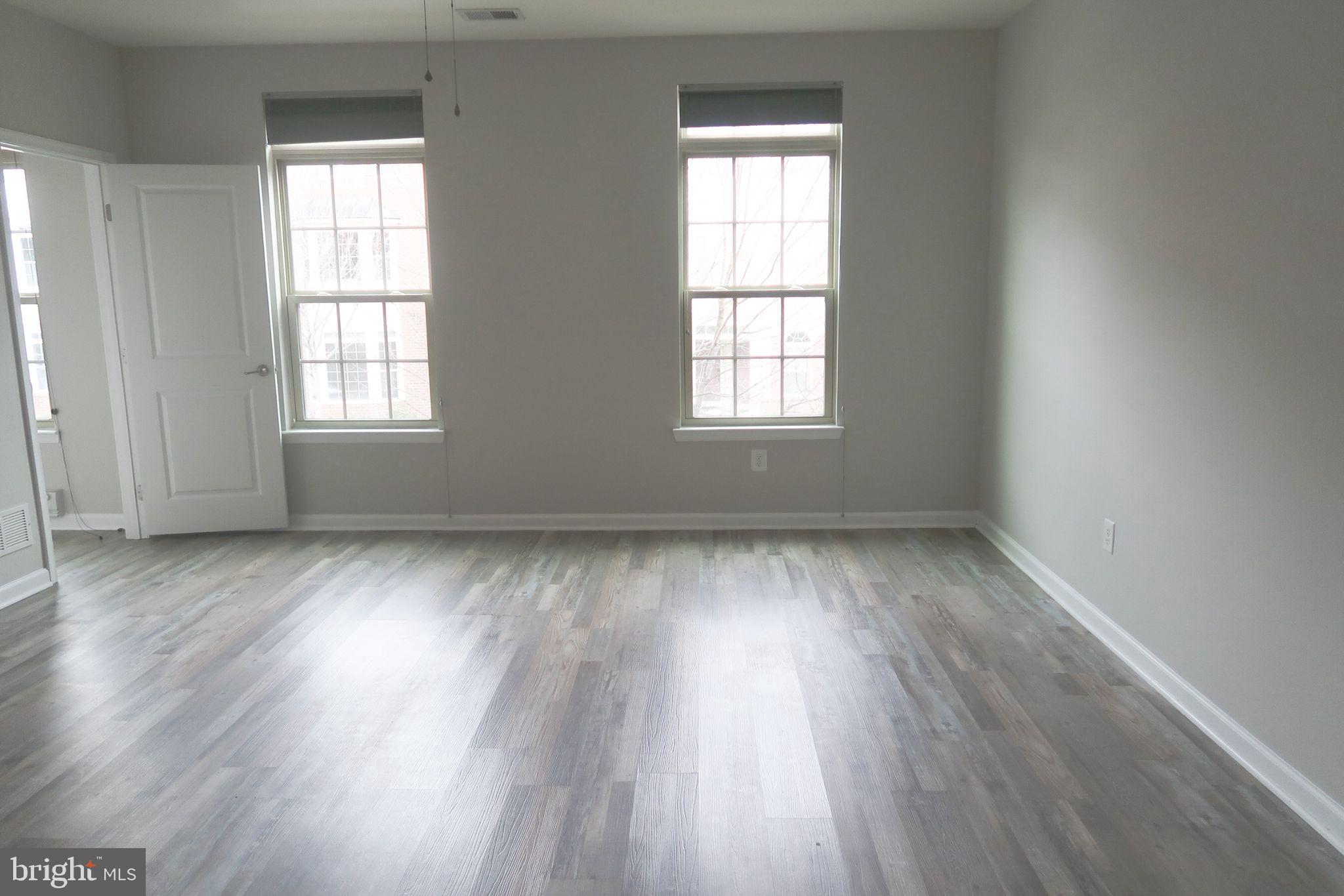 VIRGINIA MANOR CONDOMINIUM - Residential