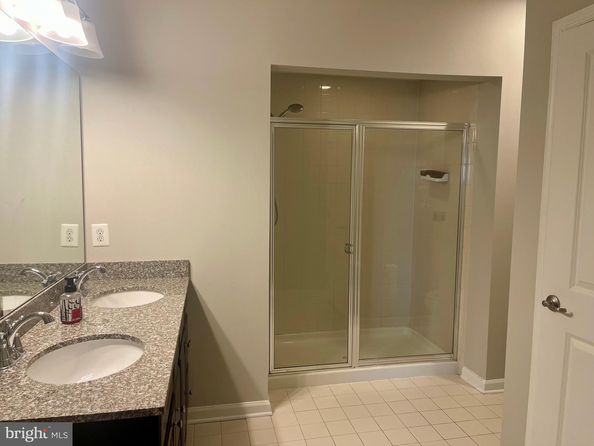 VIRGINIA MANOR CONDOMINIUM - Residential