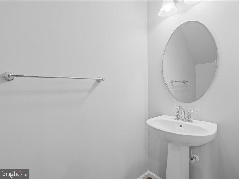 VIRGINIA MANOR CONDOMINIUM - Residential