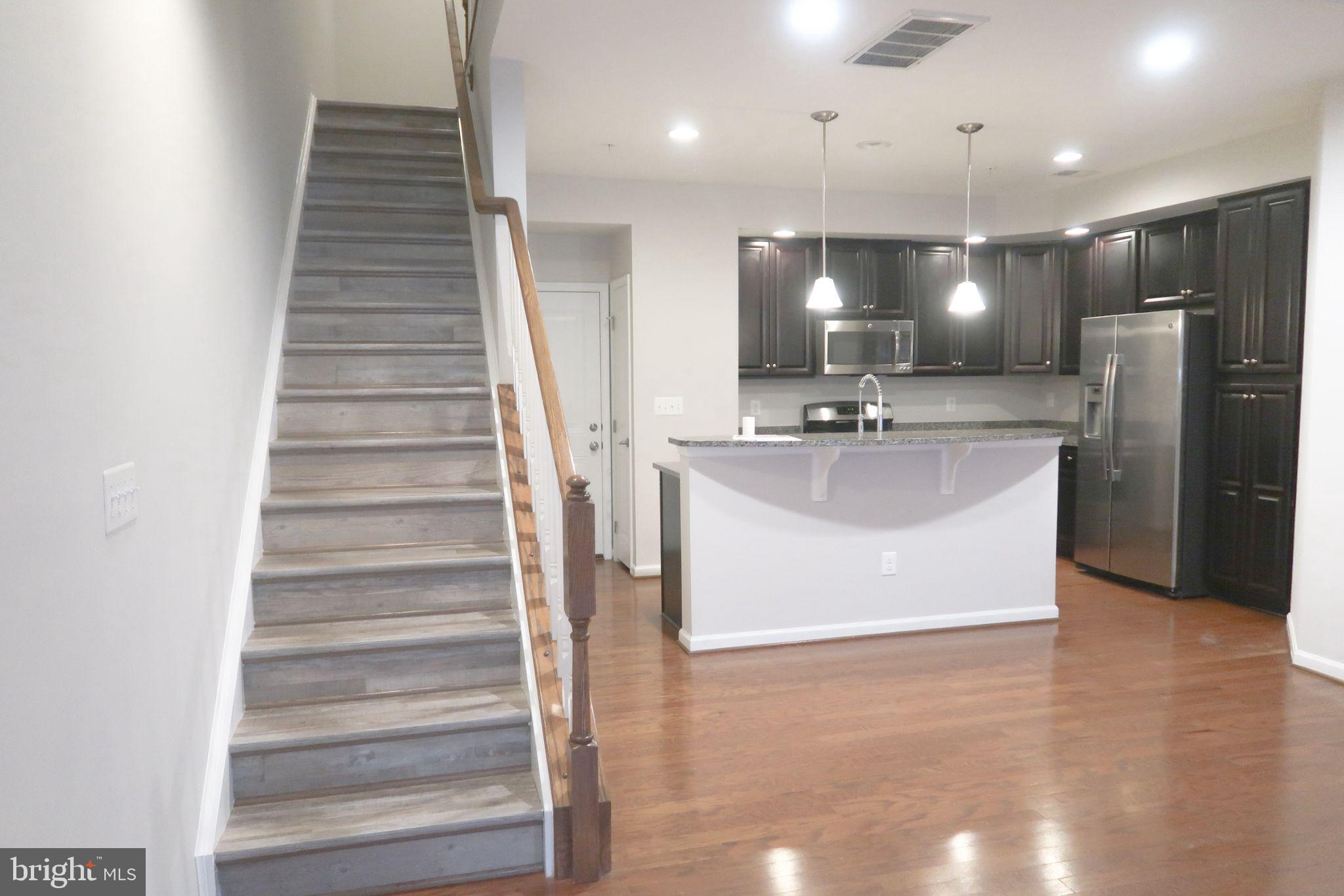 VIRGINIA MANOR CONDOMINIUM - Residential