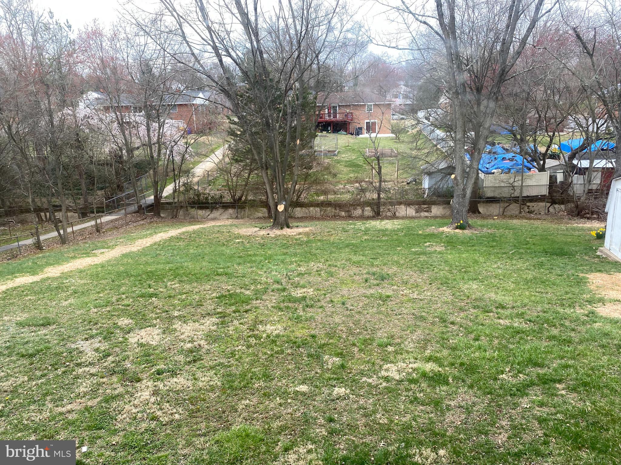 CALVERTON - Residential Lease