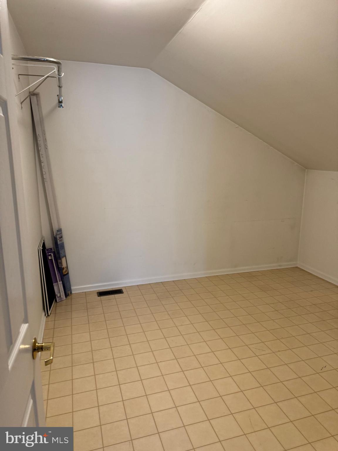 VILLAGES OF DOYLES - Residential