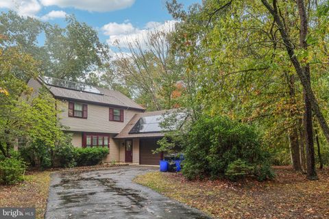 6 HORSESHOE COURT TABERNACLE NJ 08088