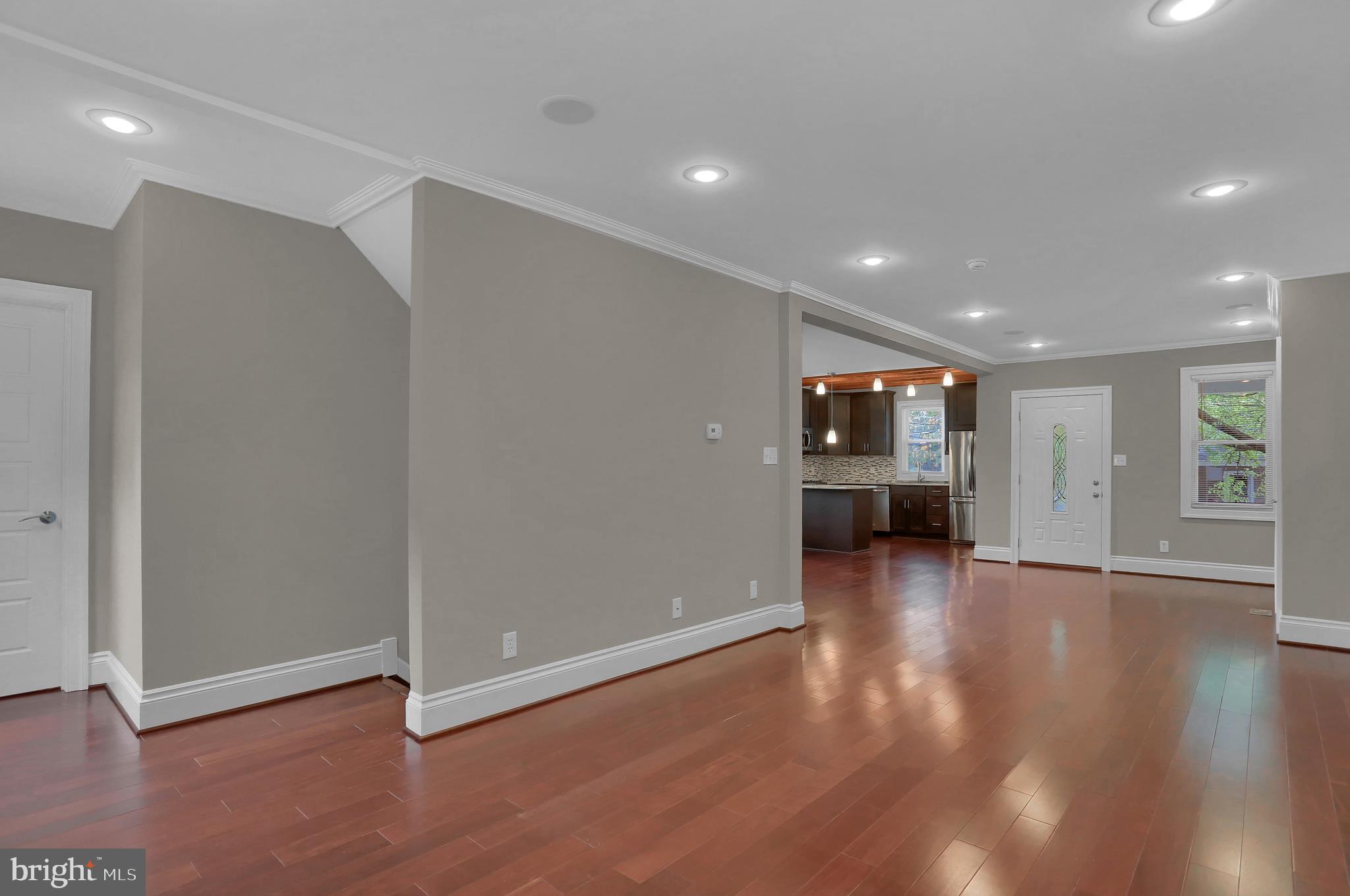 OAKCREST - Residential