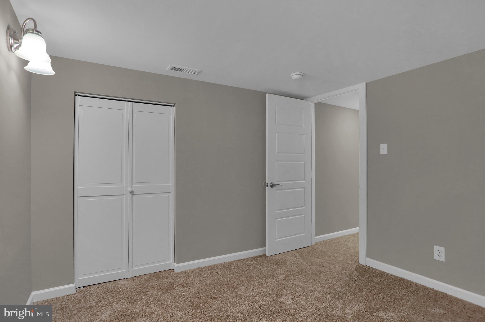 OAKCREST - Residential