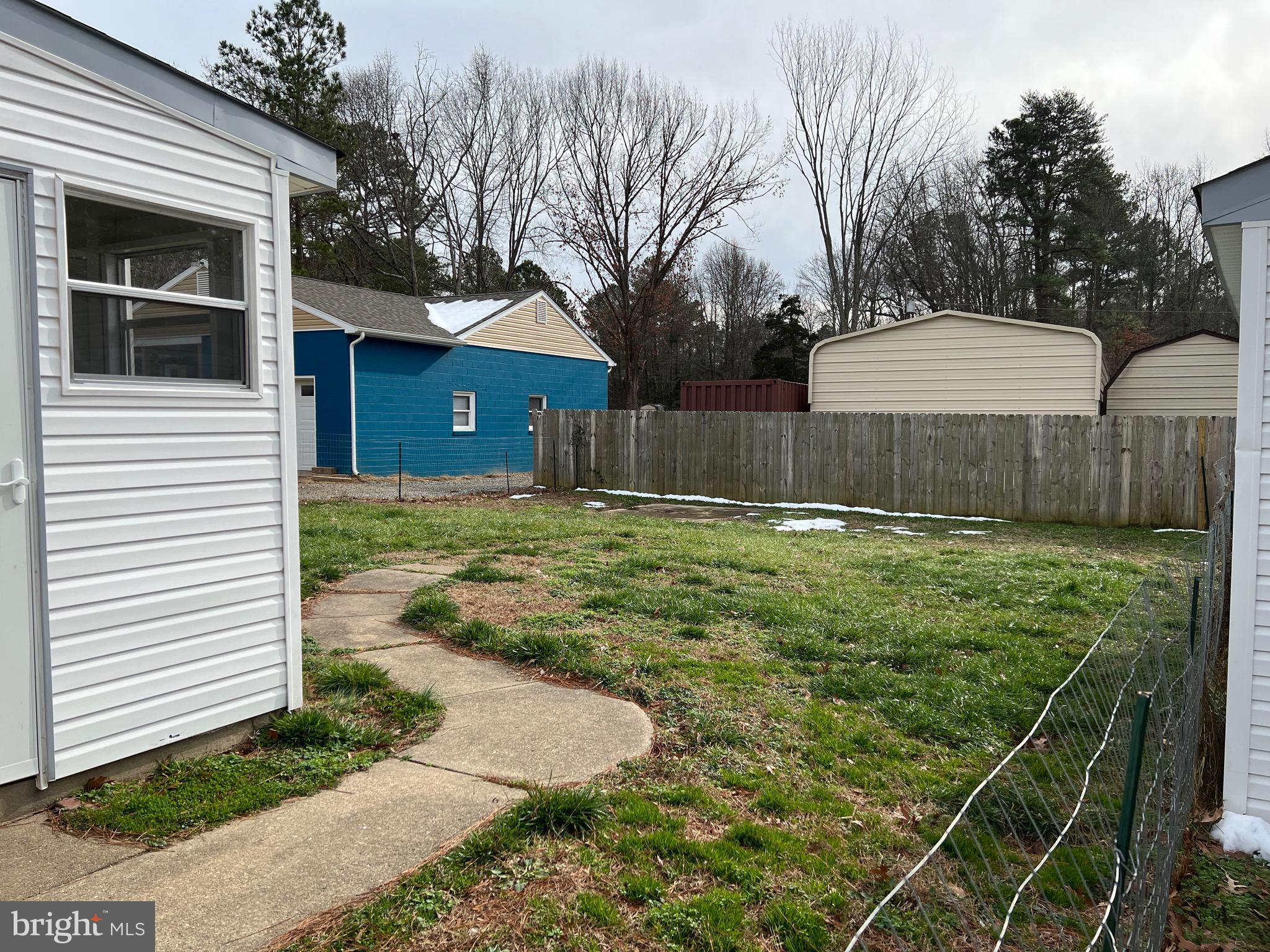 PBE CHRYSTAL LAKE - Residential