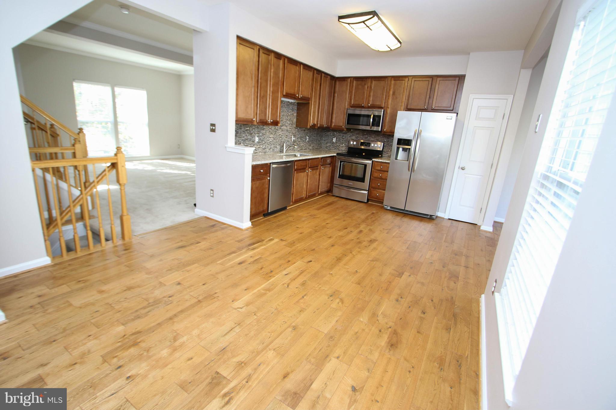 SOUTH RIDING - Residential