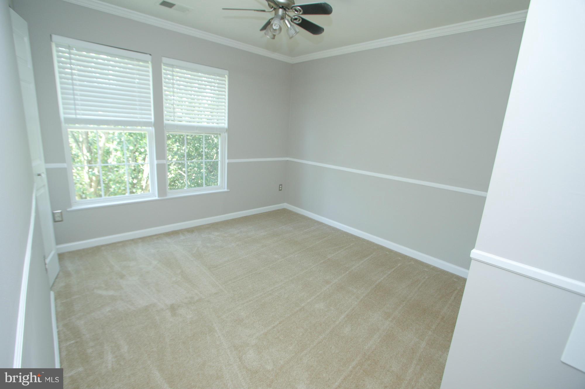 SOUTH RIDING - Residential