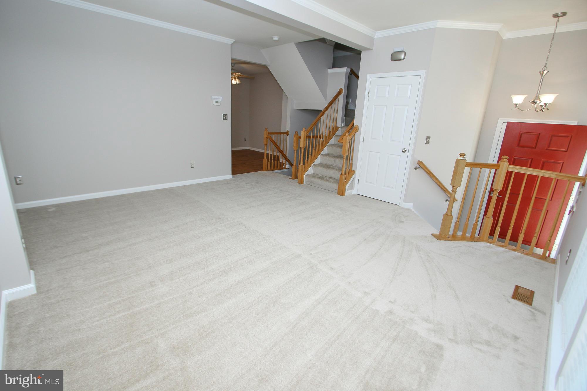 SOUTH RIDING - Residential