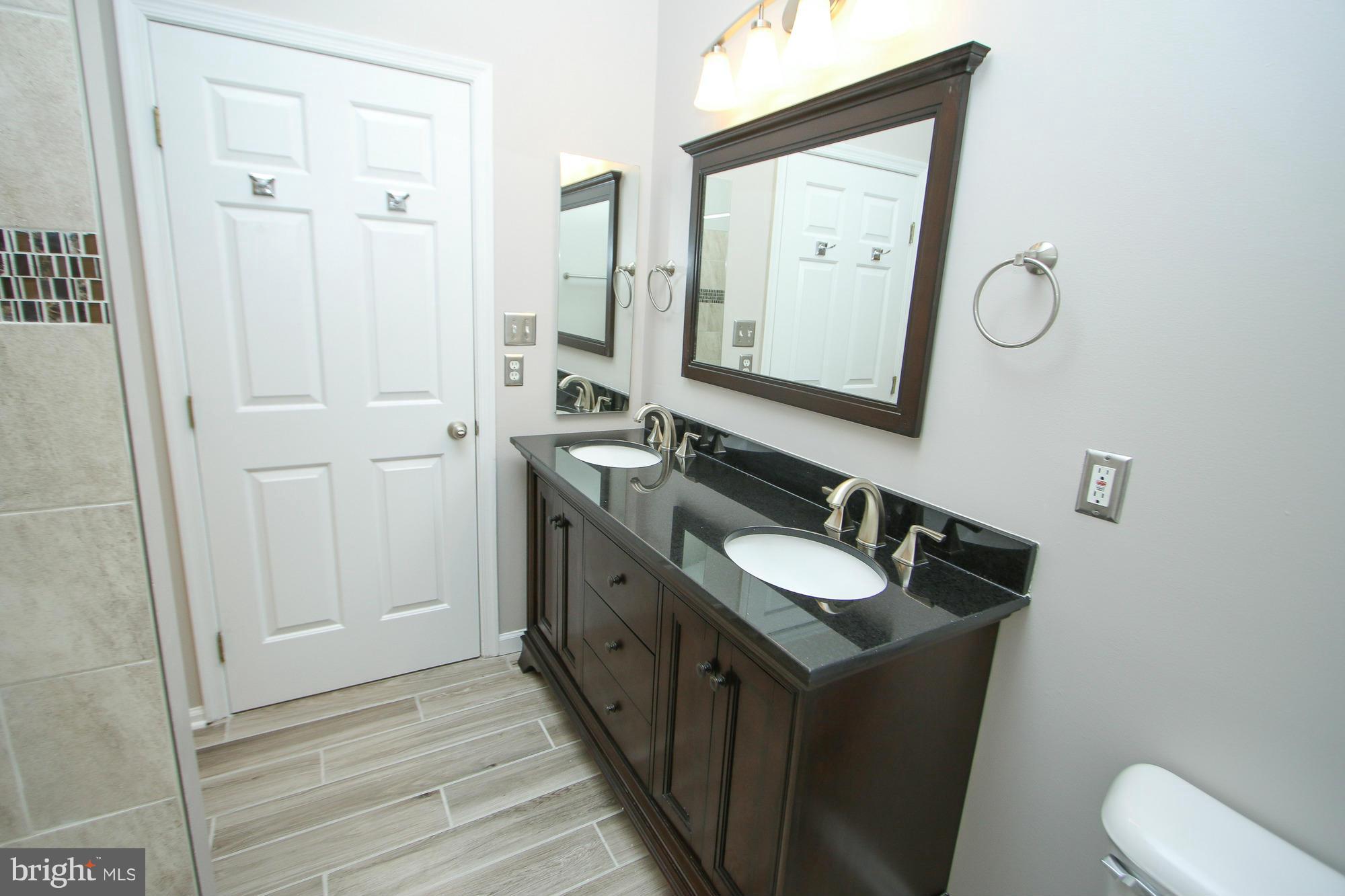 SOUTH RIDING - Residential