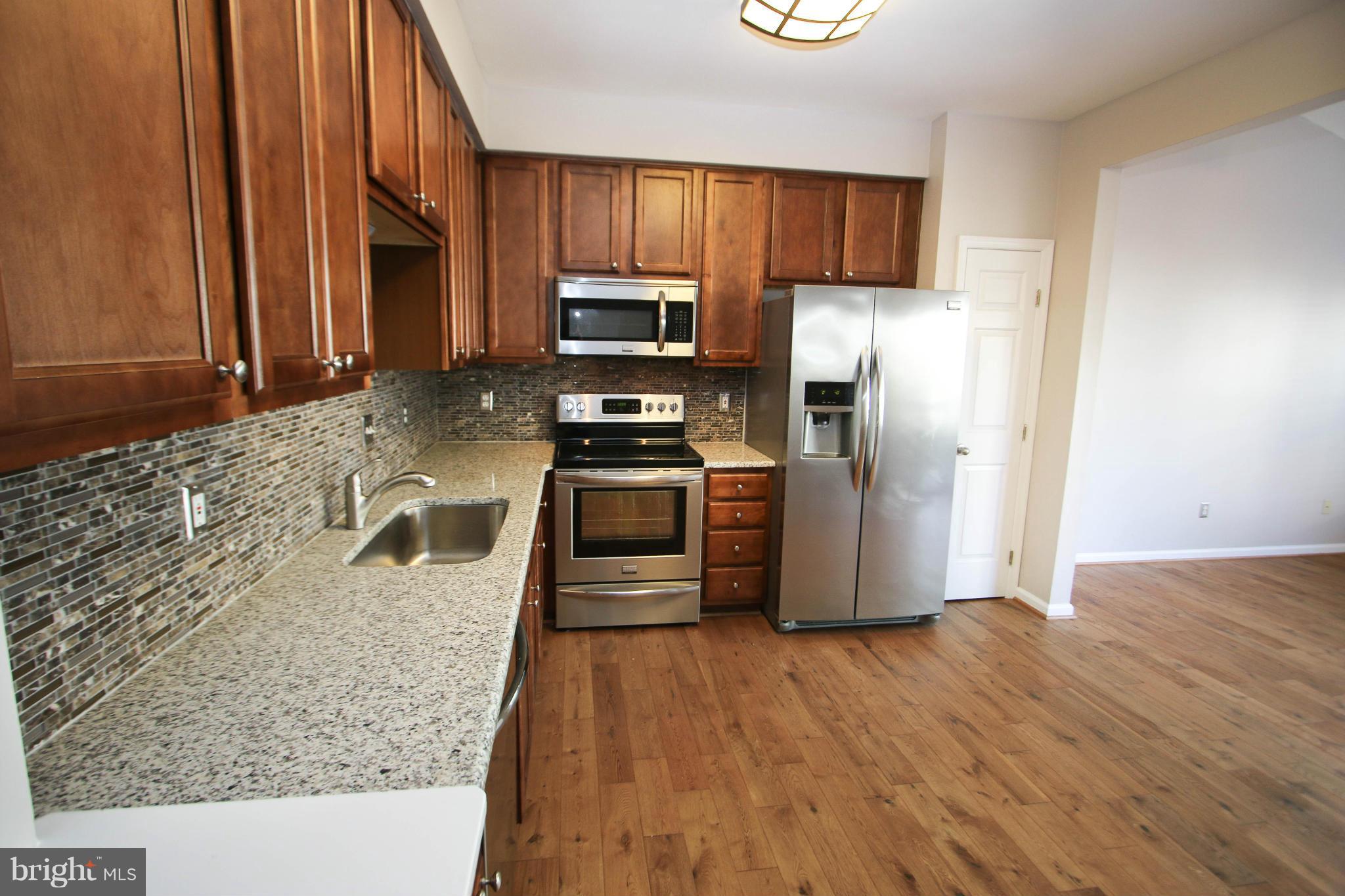 SOUTH RIDING - Residential