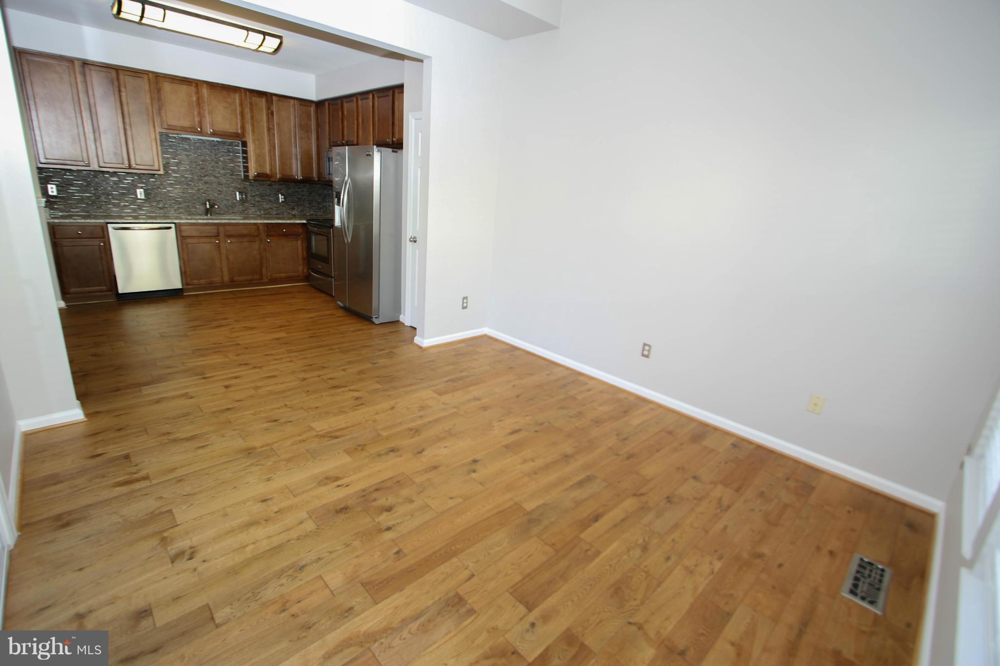 SOUTH RIDING - Residential