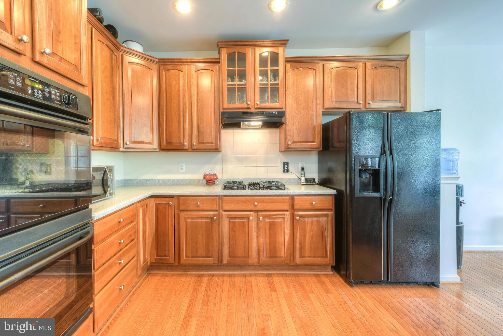 RIVERSIDE STATION - Residential