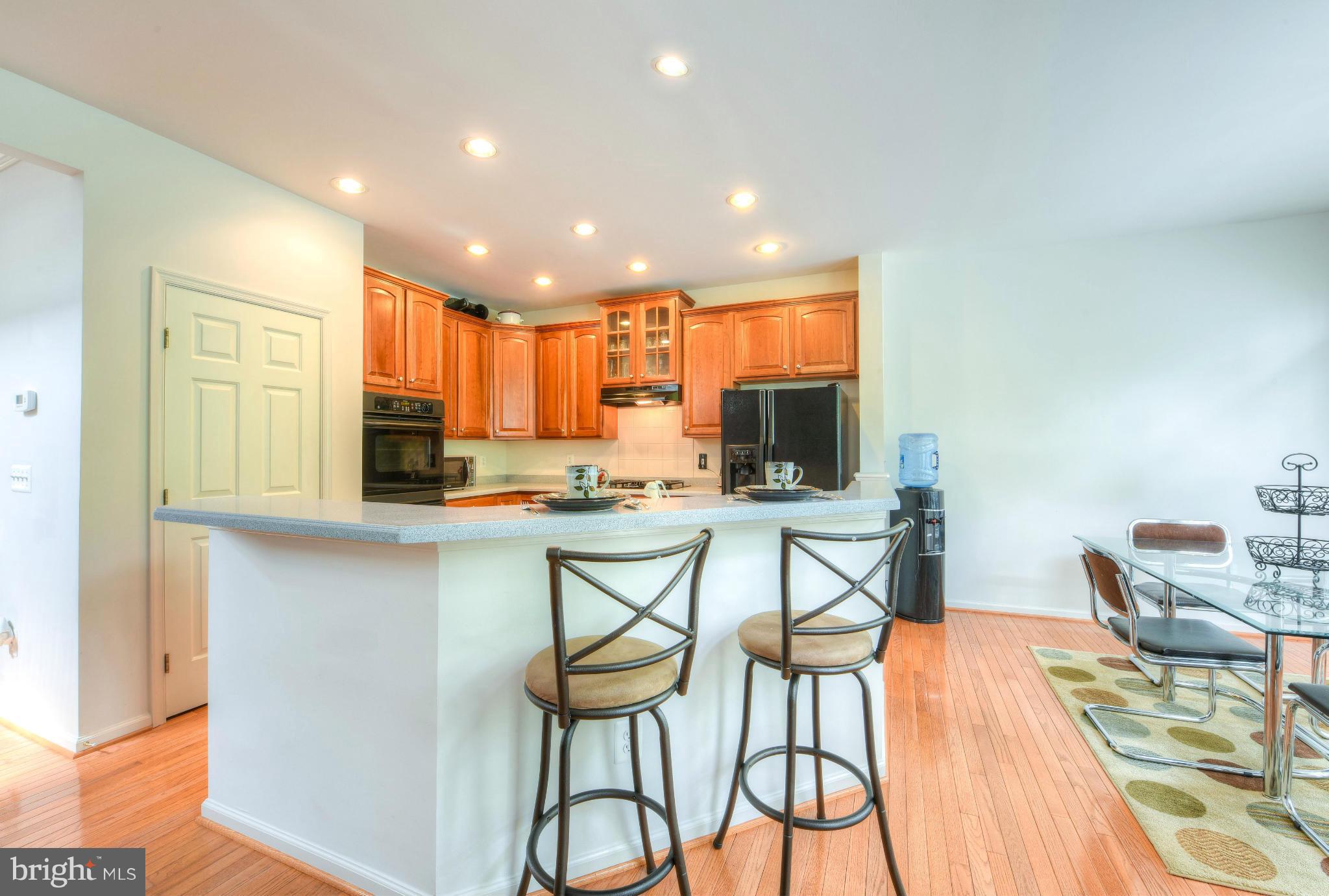 RIVERSIDE STATION - Residential