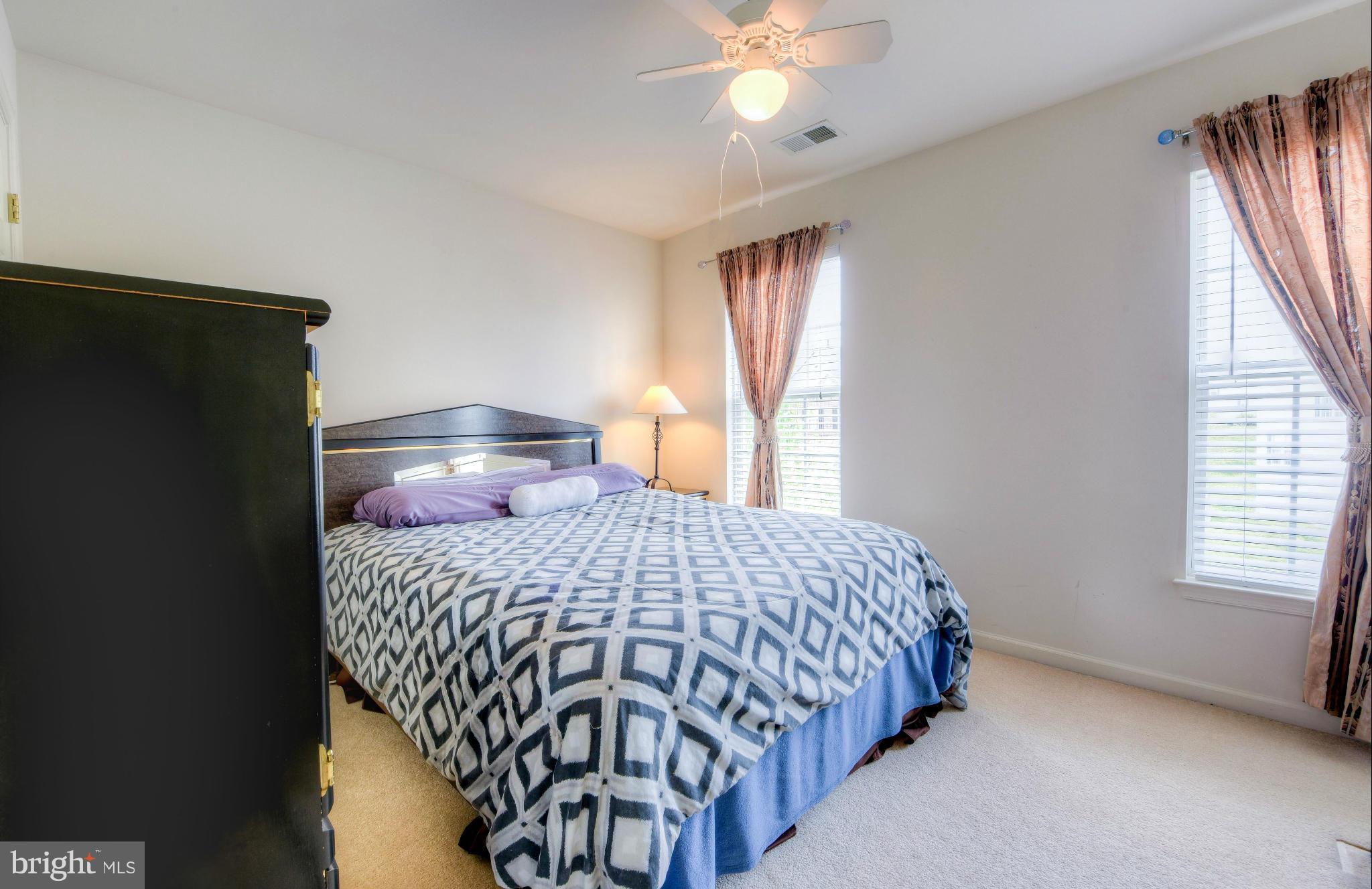 RIVERSIDE STATION - Residential