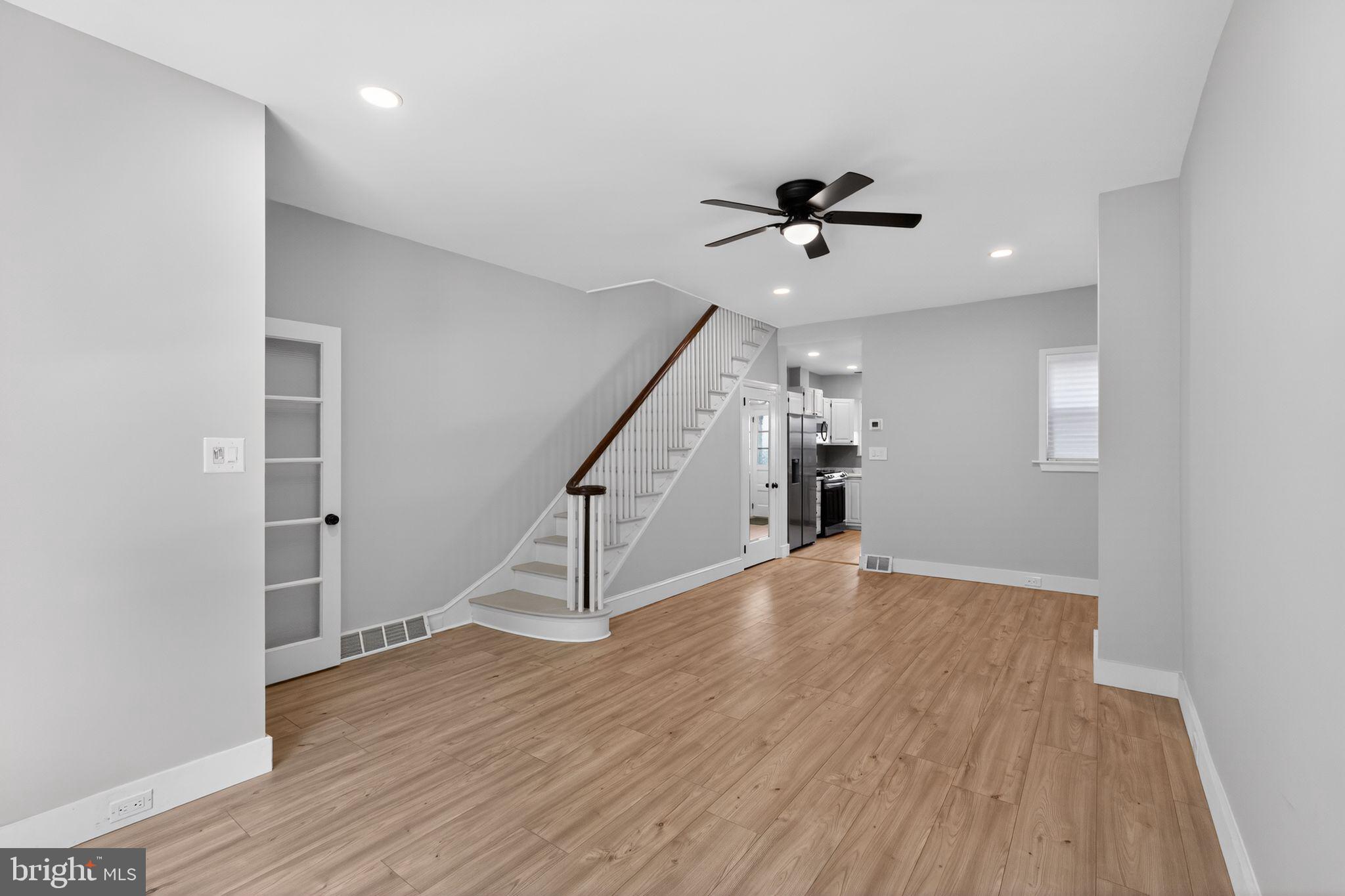 GIRARD ESTATES - Residential