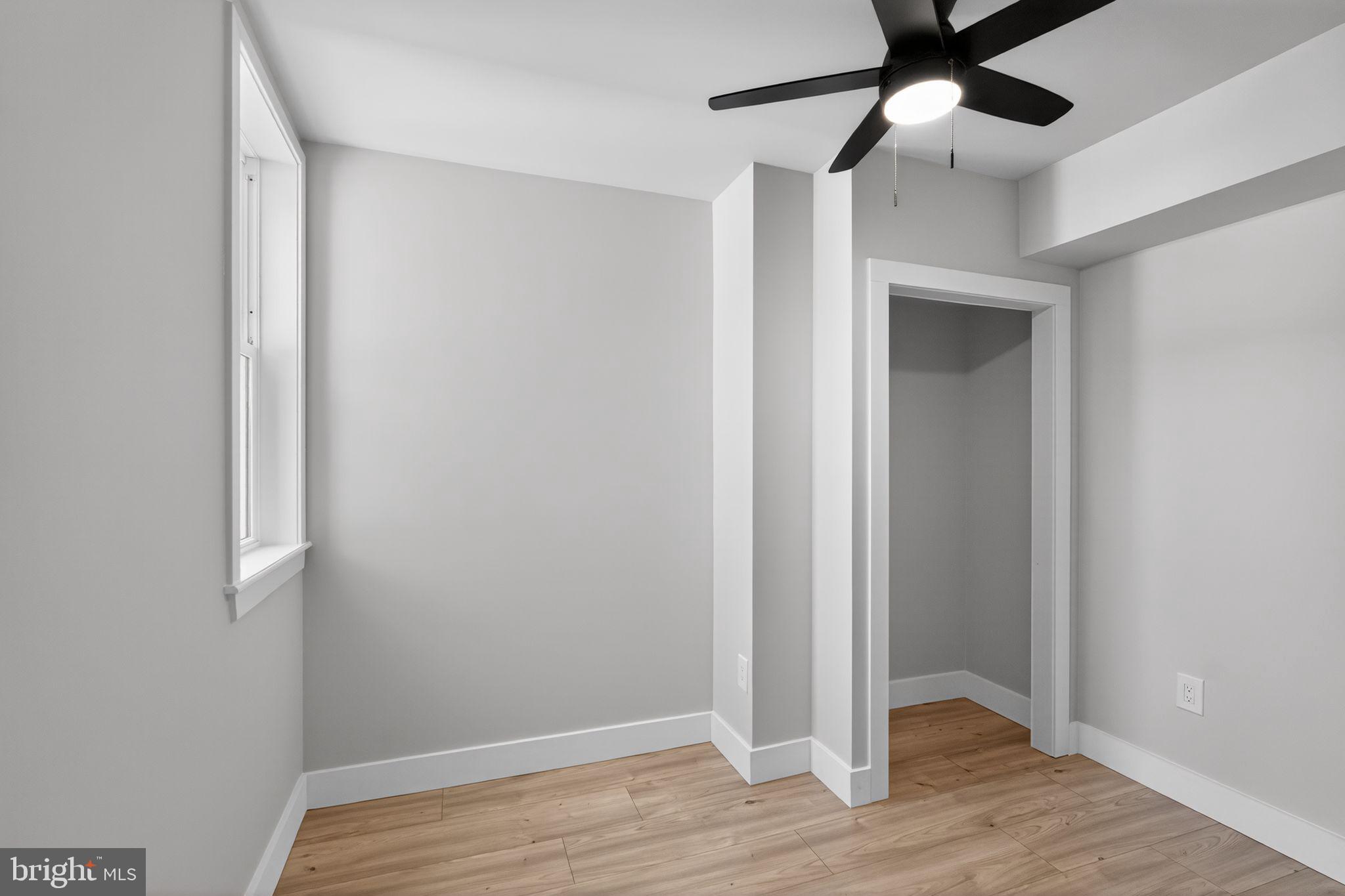 GIRARD ESTATES - Residential